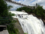 La chute de Montmorency en t prs de Qubec