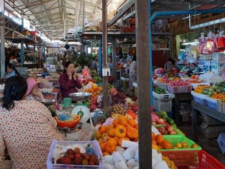 Krong Kampot : guide complet 2026 pour visiter la perle du sud cambodgien kampot market psar samaki