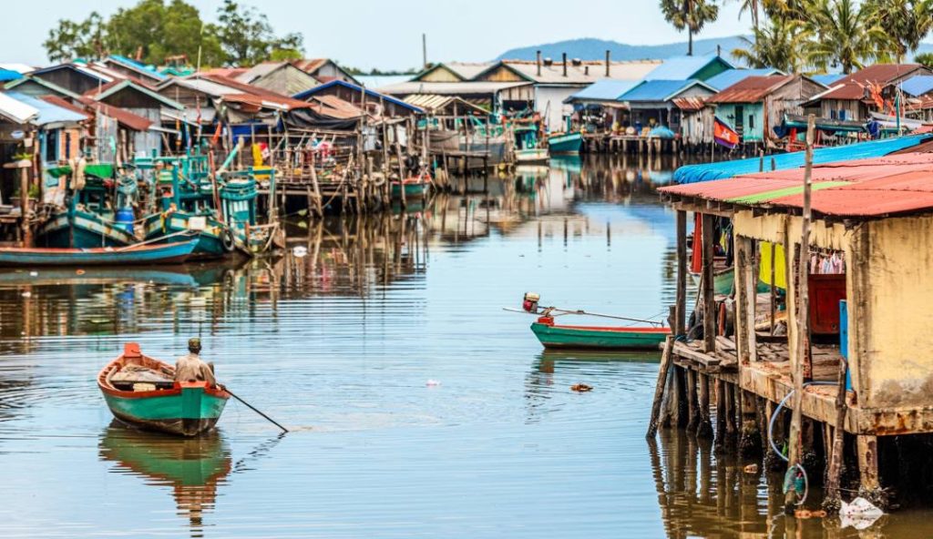 Krong Kampot : guide complet 2026 pour visiter la perle du sud cambodgien riviere kampot