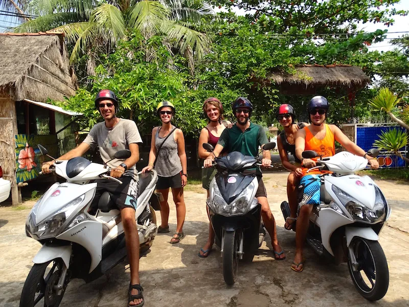 Krong Kampot : guide complet 2026 pour visiter la perle du sud cambodgien scooter kampot